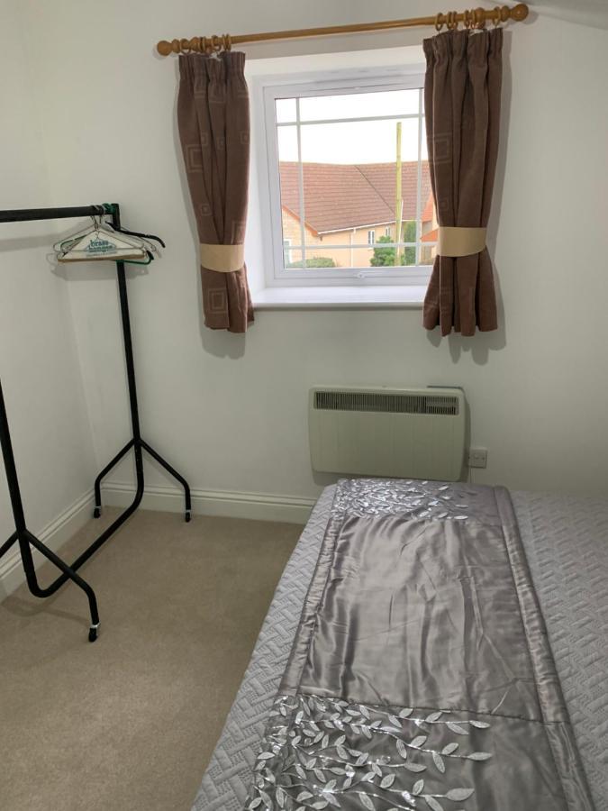 Comfy New Self Contained 1 Bed Flat - Modern! *