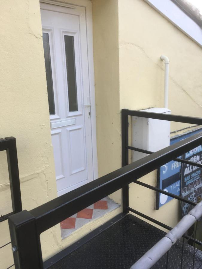Apartment Comfy New Self Contained 1 Bed Flat - Modern!